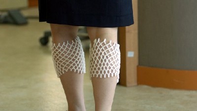 이런 망사스타킹 보셨나요?